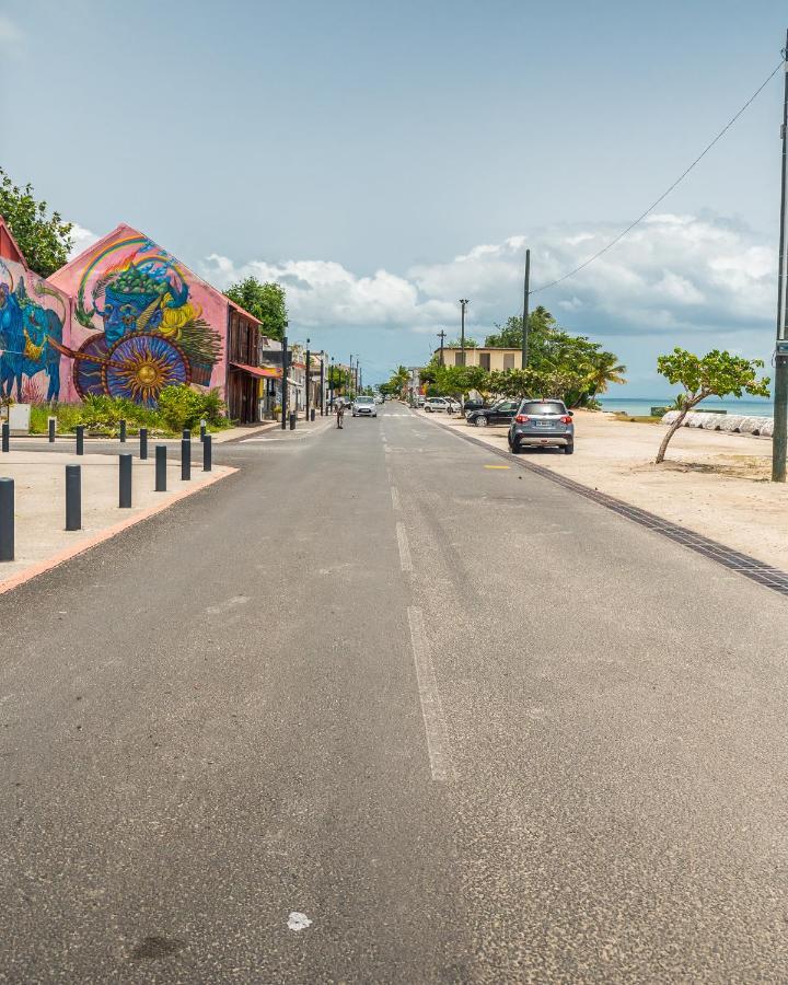 Studio Jacuzzi Et Piscine Au Centre Ville De Port-Louis Dış mekan fotoğraf